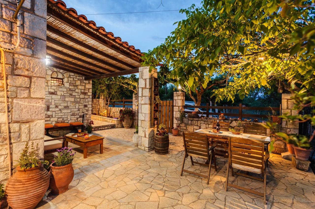 Petalidi Olive Garden Stone House Near The Beach エクステリア 写真