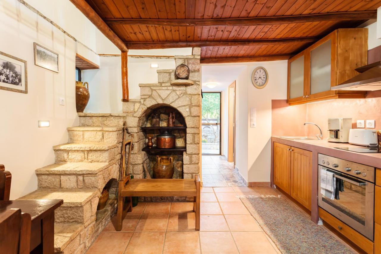 Petalidi Olive Garden Stone House Near The Beach エクステリア 写真
