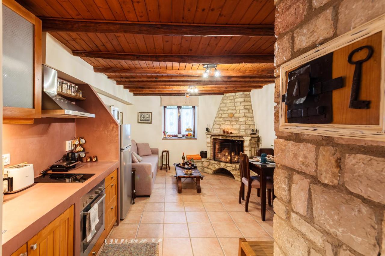 Petalidi Olive Garden Stone House Near The Beach エクステリア 写真