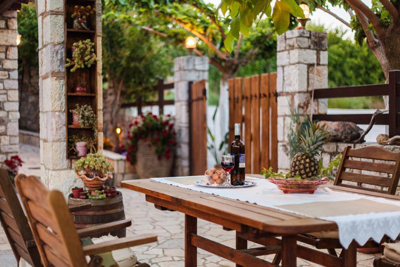 Petalidi Olive Garden Stone House Near The Beach エクステリア 写真